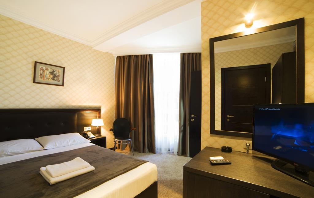 Kalasi Hotel Тбилиси Стая снимка